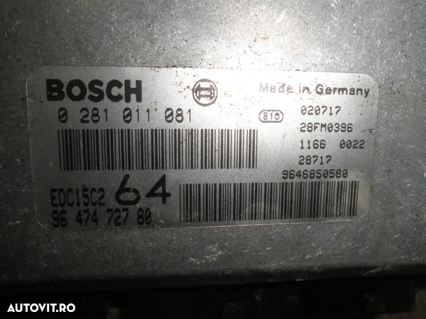 ECU / calculator motor Peugeot 307 2.0 HDI 0281011081 9647472780 - 3