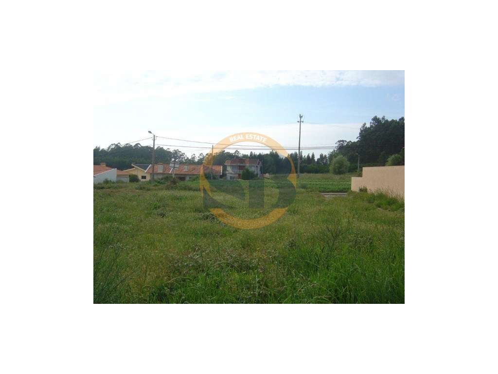 Land for sale in Ovar, Portugal — €97,500