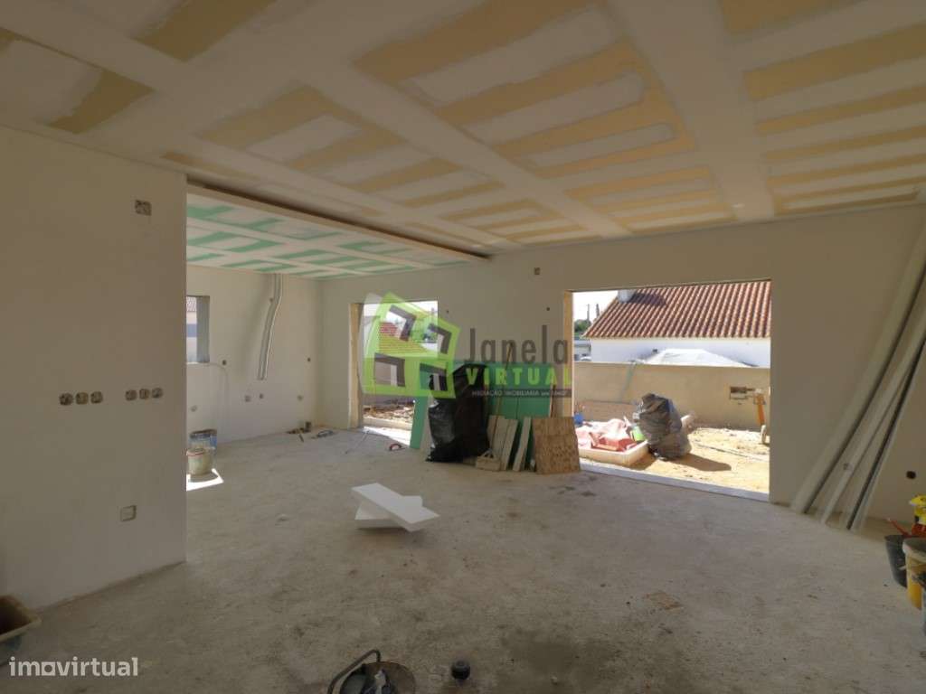 Moradia Isolada T3 Nova - Pinhal do General, Fernão Ferro-14