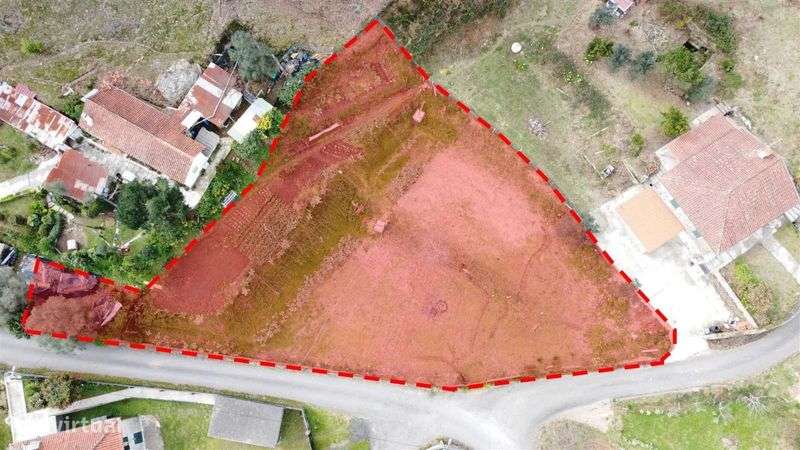 Terreno c/viabilidade de construção