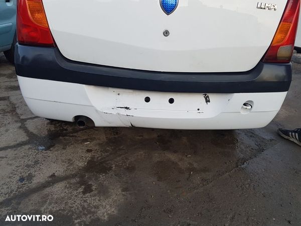 Spoiler / Bara Spate Dacia Logan 1 cu DEFECT 2004 - 2012 - 1