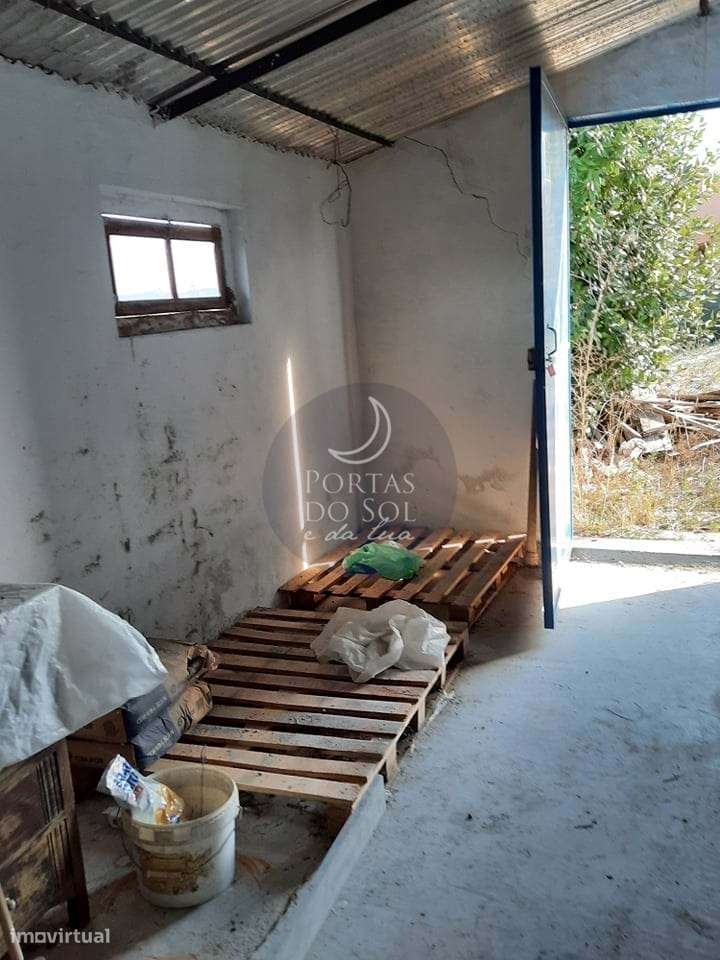 Armazém em 5.160 m2 de terreno c/ ribeiro. - Grande imagem: 5/18