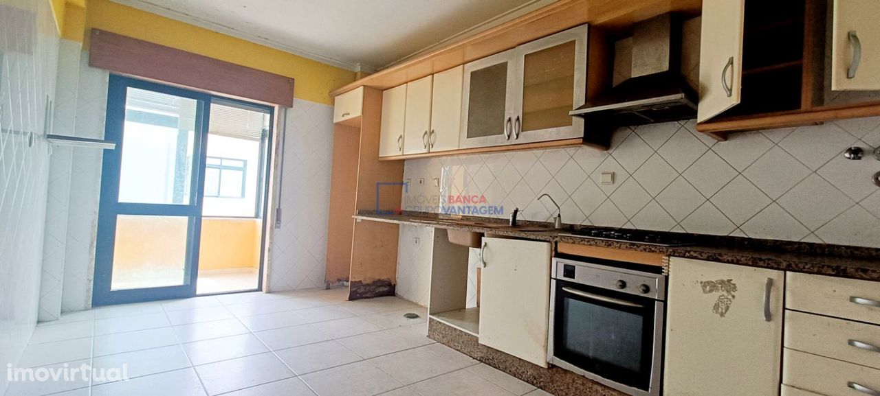 Apartamento T3 para venda em Castanheira do Ribatejo
