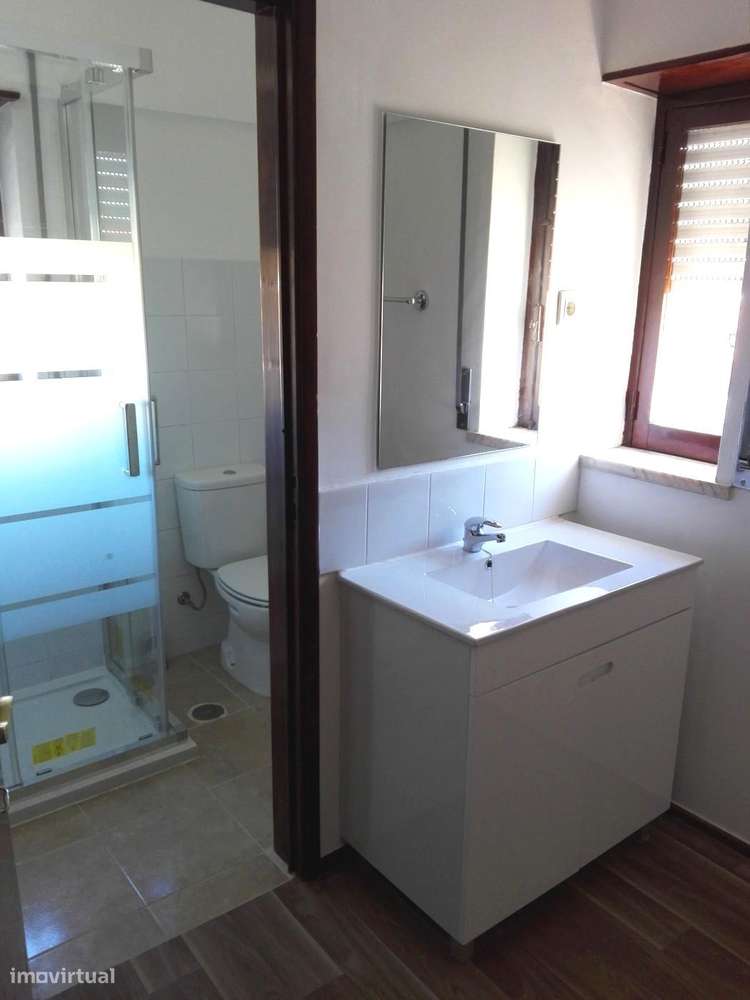 Quartos em Coimbra (Rua do Brasil) - Grande imagem: 4/5