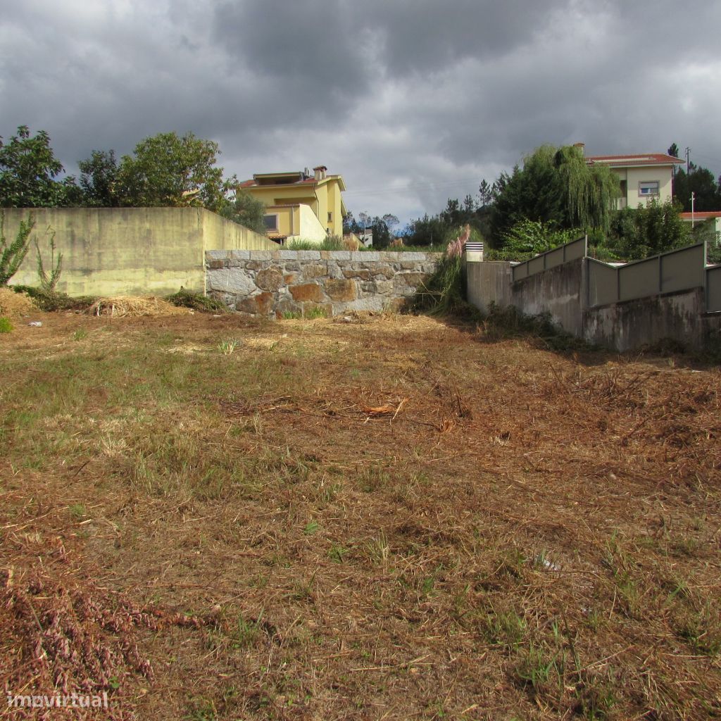 Terreno com 1000 M2 CAMPO / SOBRADO