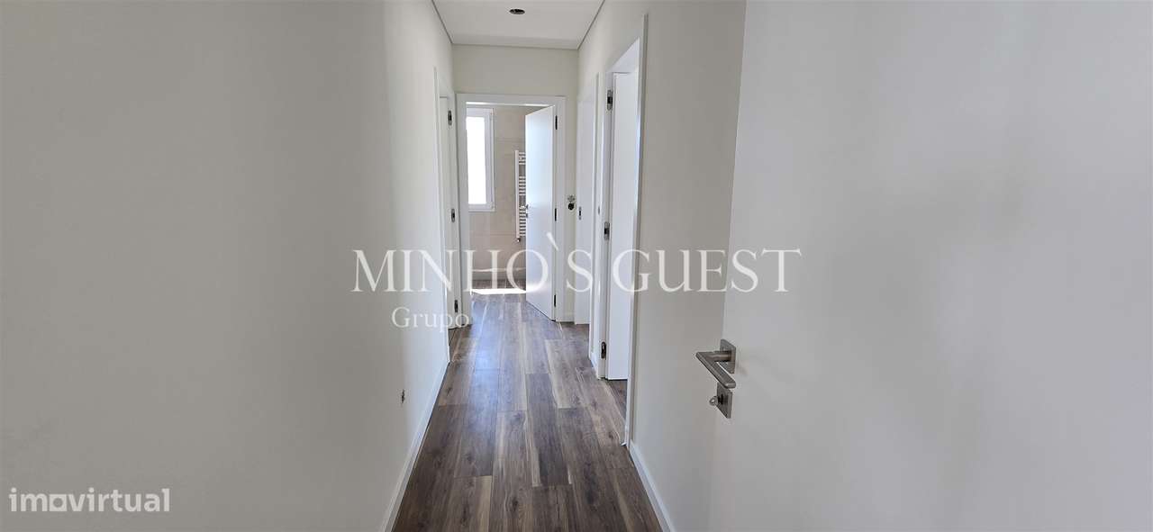 Moradia Individual V3 Nova c/ Piscina, Churrasqueira e Jardim em Espin-22