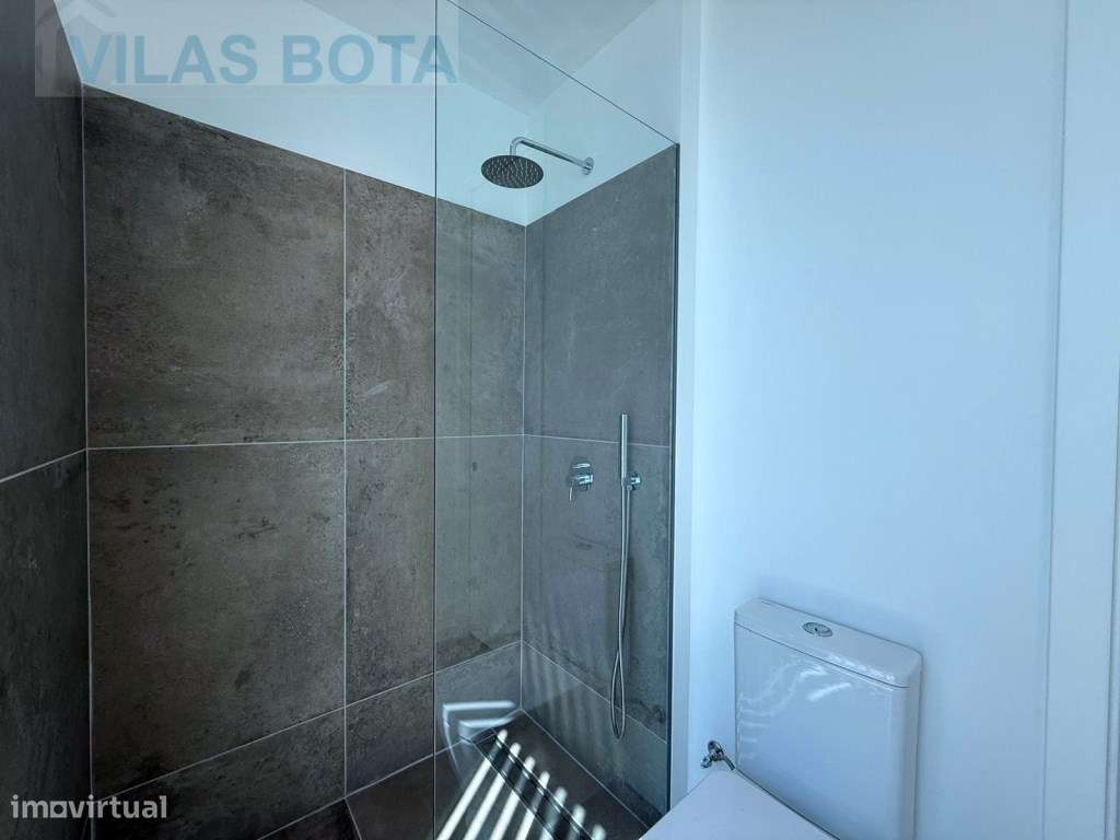 Moradia Luxuosa Moderna no Triângulo Dourado-21