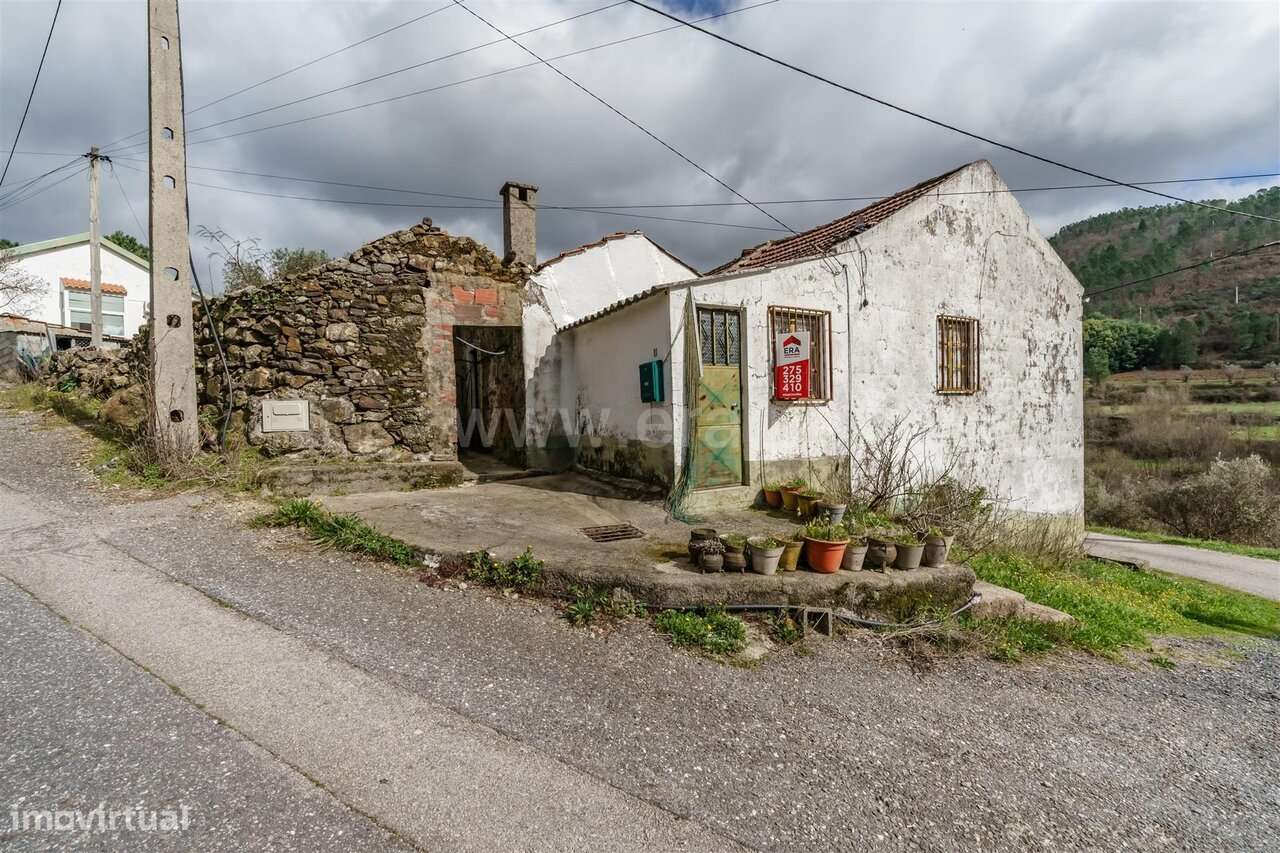 Moradia Rústica T2 / Covilhã, Teixoso - Grande imagem: 4/19