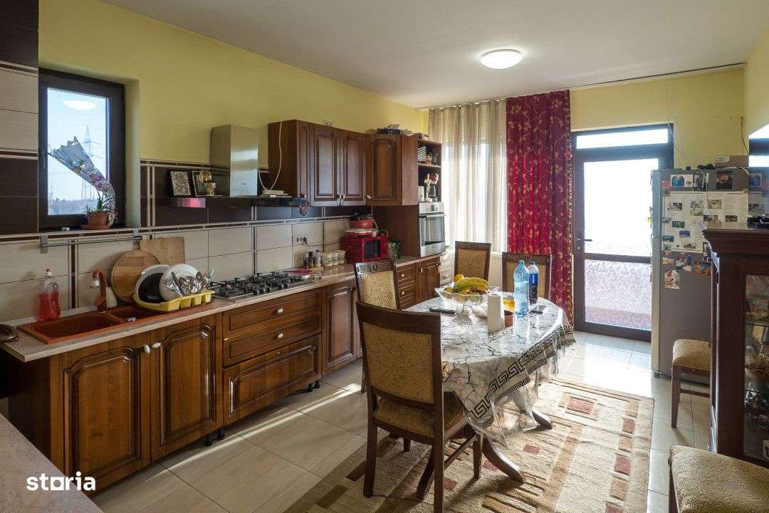 Vila S+P+2+M 520mp luminoasa si spatioasa si curte 300mp Voluntari Ilf-8