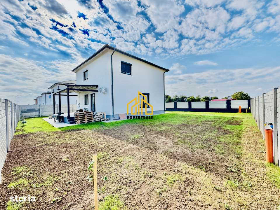 CASA DOMNESTI/ UTILITATI/ 4 CAMERE/400 MP TEREN - Imagine principală: 4/11