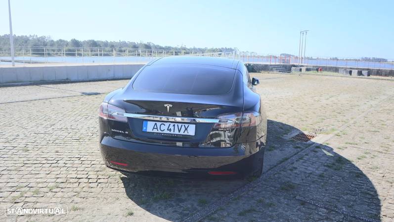 Tesla Model S Long Range AWD - 24