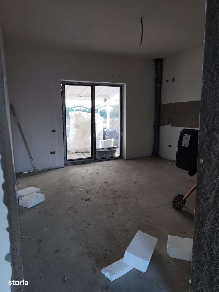 FARA COMISIOANE in Gulia casa 4 camere 3 bai P+1+pod terasa la cheie-12