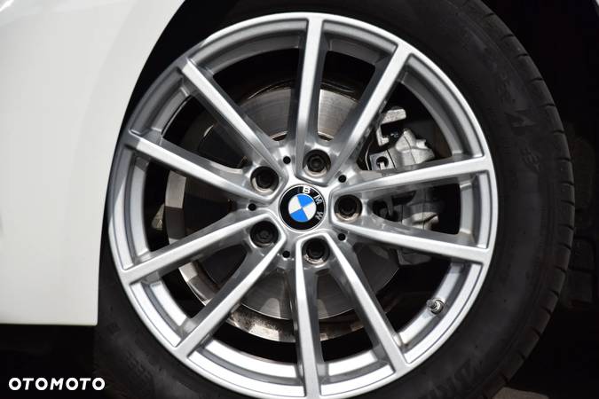 BMW Seria 3 318i Advantage - 9