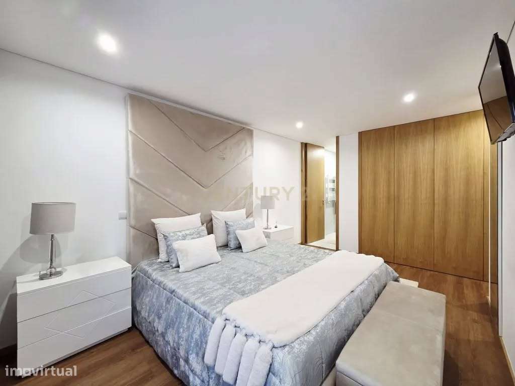 Apartamento T3 Novo com 2 casas de banho e energia A+-24