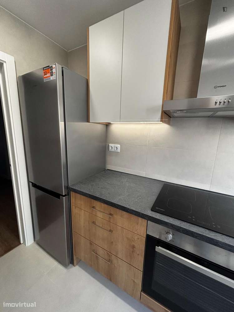 Quarto - localizado em Arroios Lisbon - Grande imagem: 4/24