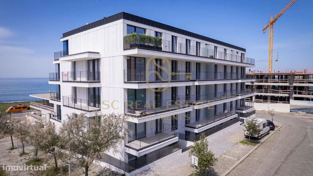 Excelente T3 Novo, com vistas deslumbrantes sobre o Atlântico.-3