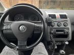 Volkswagen Touran 2.0 TDI DPF Comfortline - 2