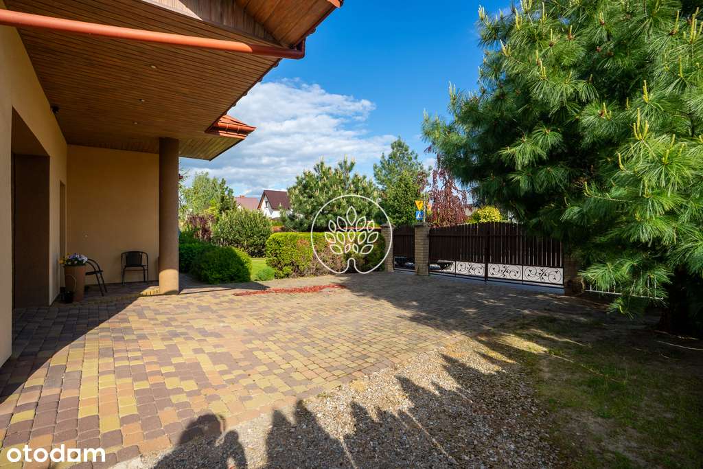 Wolnostojący / Dwulokalowy / Dobra lokalizacja-19