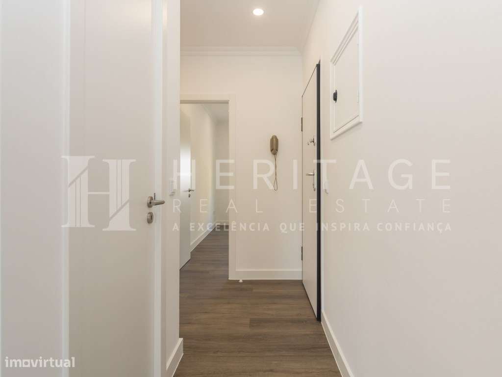 T2 totalmente remodelado na prestigiada Avenida do Bocage-30