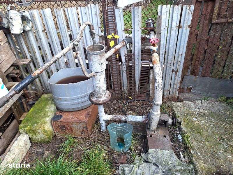 Vand casa batraneasca - Imagine principală: 4/7