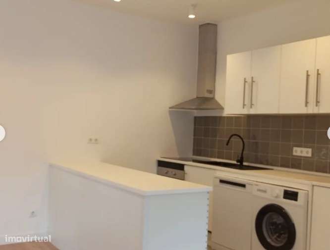 Apartamento para Arrendar T3 perto da praia Parede - Grande imagem: 4/7