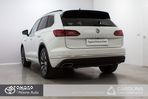 Volkswagen Touareg - 2