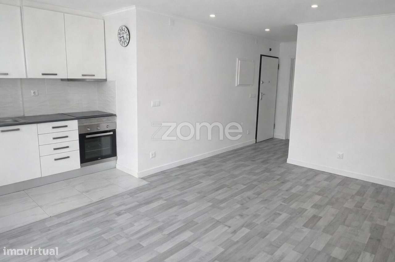 Apartamento T2 Renovado no Barreiro – Localização Central - Grande imagem: 4/9