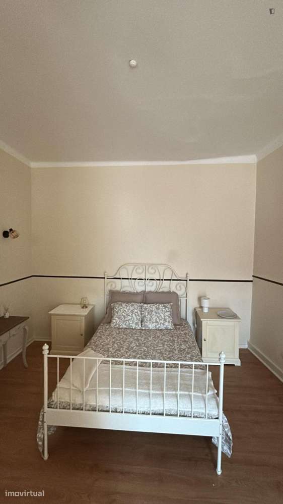 Quarto - localizado em Lapa Lisbon - Grande imagem: 5/10