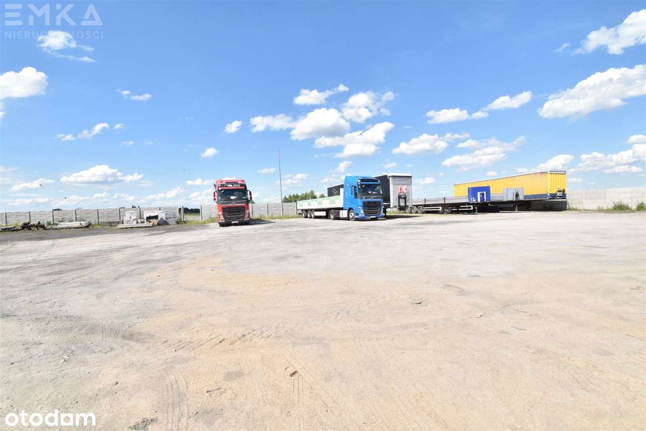 Dom + biuro + hala 5-stanowiskowa plac-11