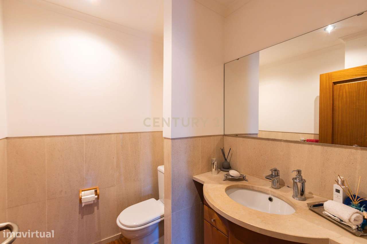 Moradia T4 em Condomínio fechado com Piscina e Ginásio | Cascais-6