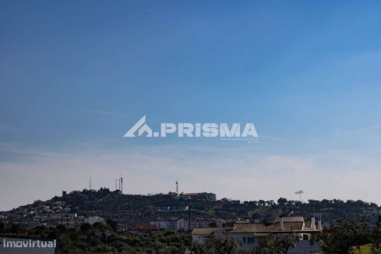 Moradia T5 para Venda em C. Branco - Grande imagem: 5/60