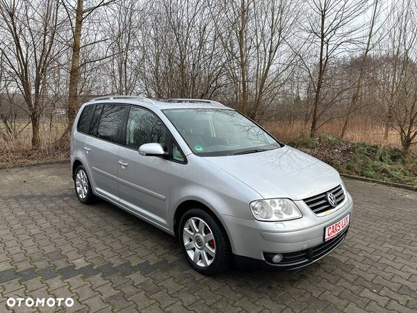 Volkswagen Touran 2.0 TDI Highline - 3