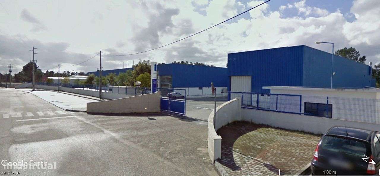 Armazém, instalações industriais em Muge, Salvaterra de Magos - Grande imagem: 2/2