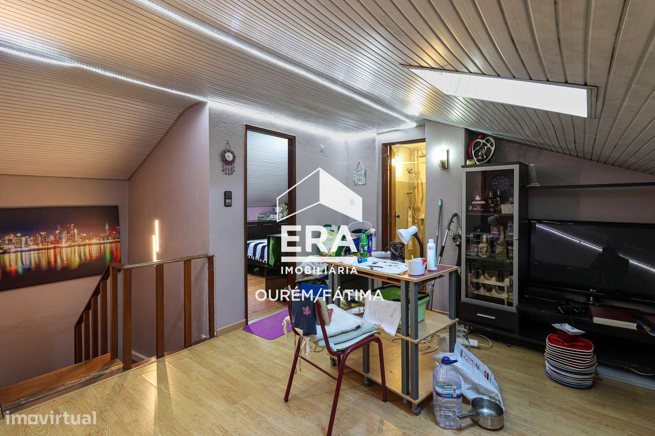 Apartamento T3+2 Duplex, com garagem fechada-27