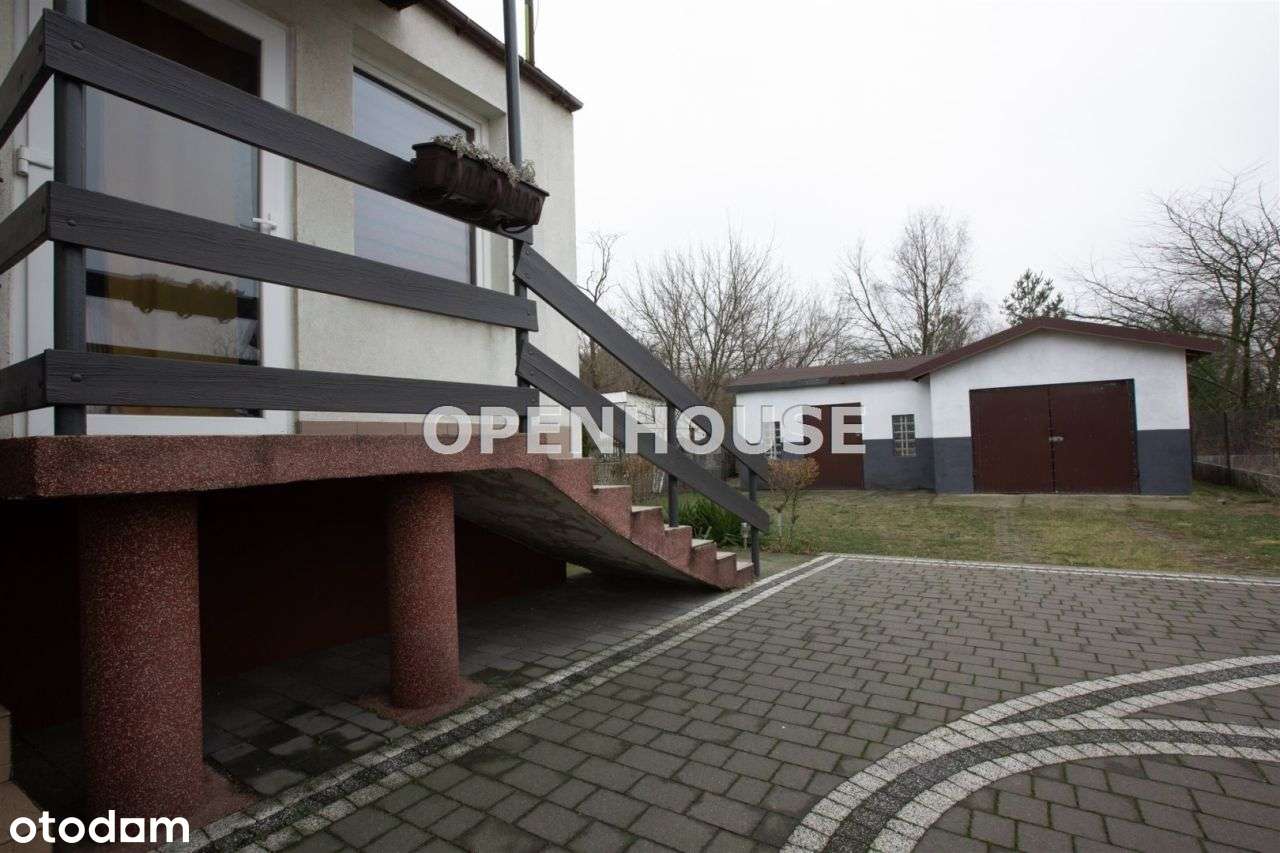 Wolnostojący z dwoma garażami.Przy Pkp Legionowo-16