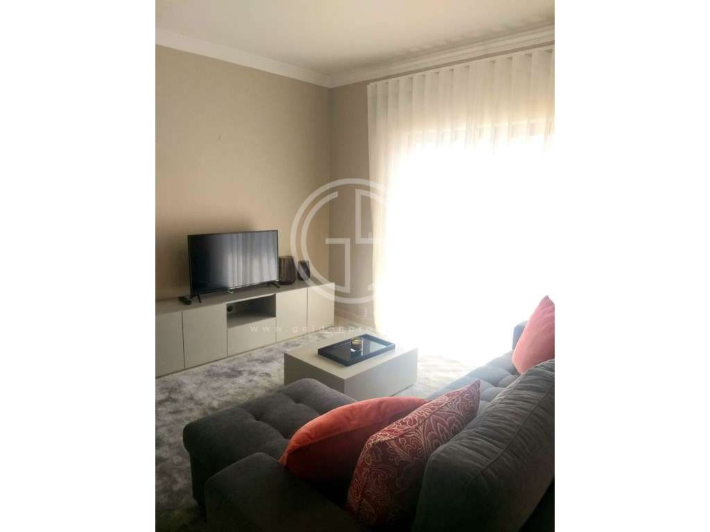 Moradia V2 em banda em Vila de Pera, Alcantarilha e Pera - Grande imagem: 5/11