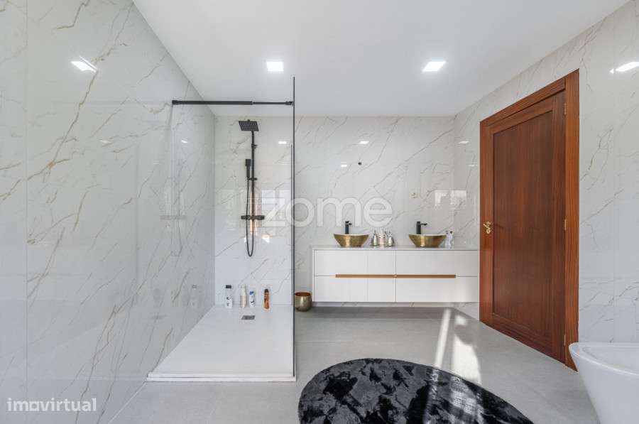 Moradia T3+1 Independente em Loureiro, Oliveira de Azeméis-16