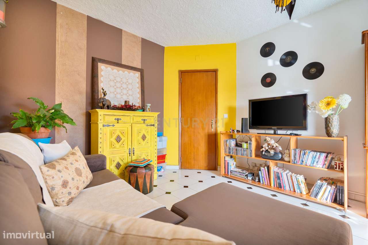 Apartamento T2 em Estômbar, Lagoa - Oportunidade Única! - Grande imagem: 5/35