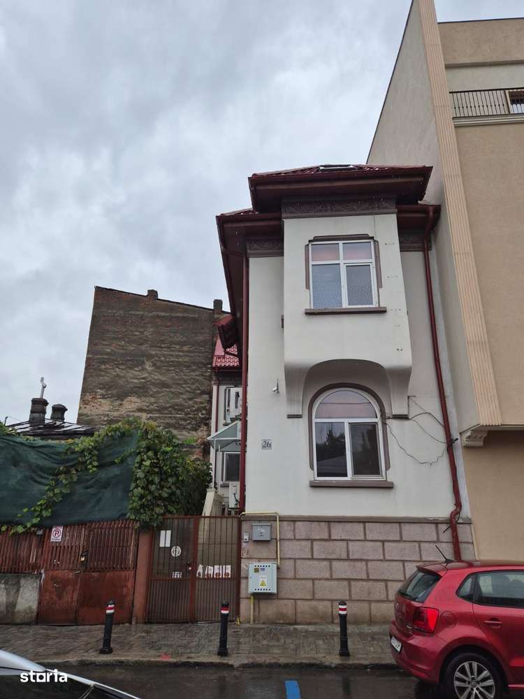 De vanzare Vila individuala, 9 camere, Mosilor - Eminescu, sector 2-0