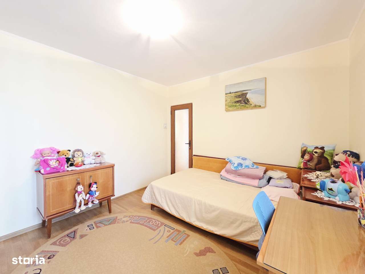 Apartament 3 camere Micro 16 cu 2 balcoane etaj 2-5