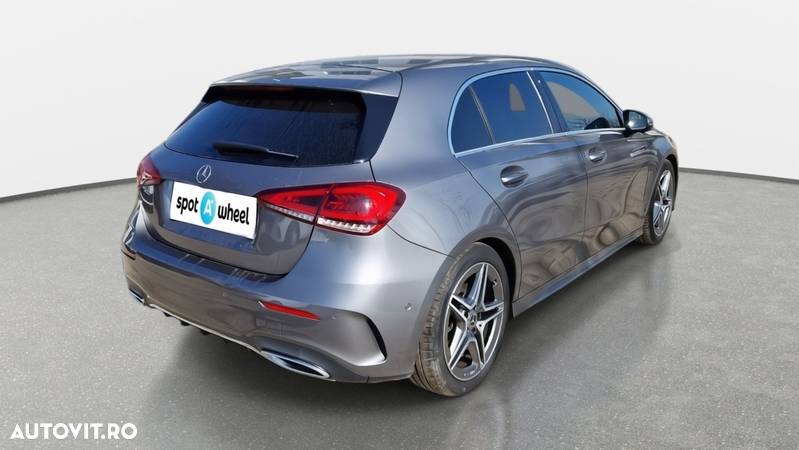 Mercedes-Benz A - 5