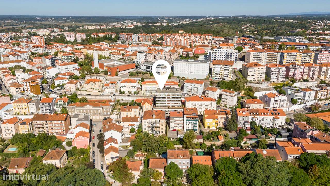 T6 com terraço de 150 m² em Celas-1