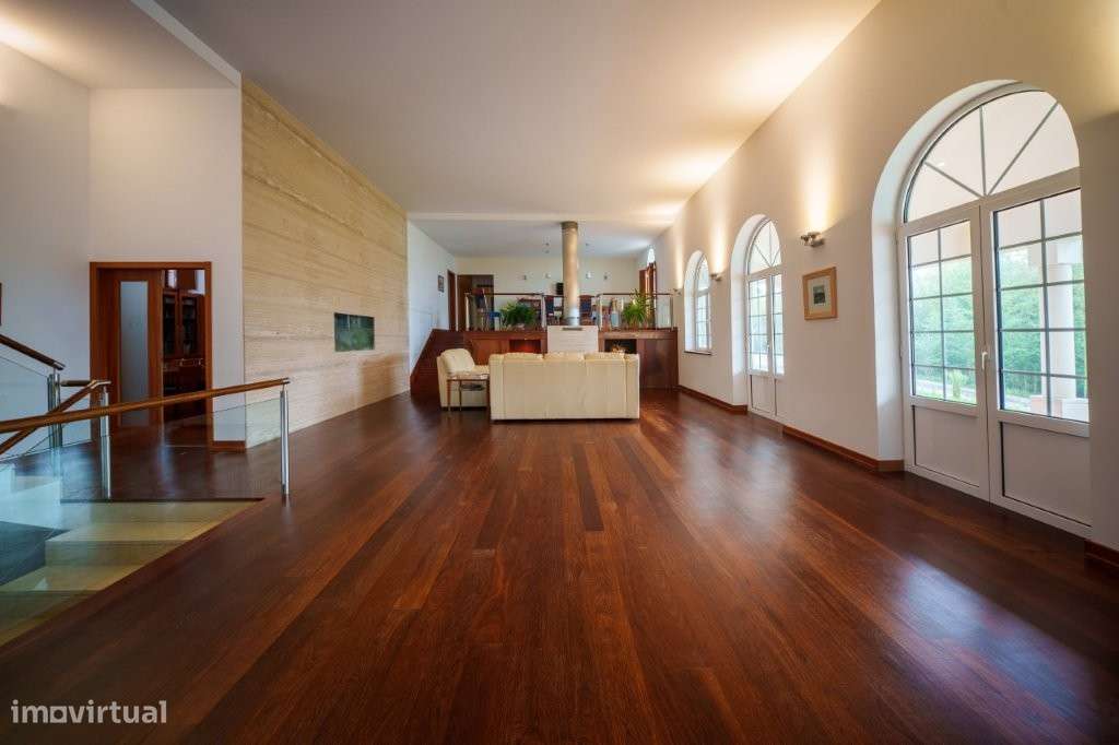 Moradia T5 - Tomar, inserida num amplo terreno de 15.560 m²-6