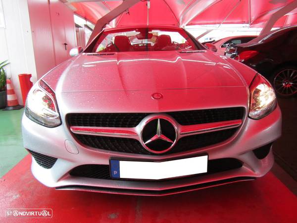 Mercedes-Benz SLC 180 Standard - 4