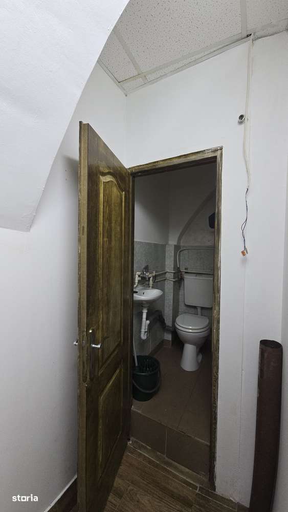 Spațiu comercial cu vad bun - Imagine principală: 5/7