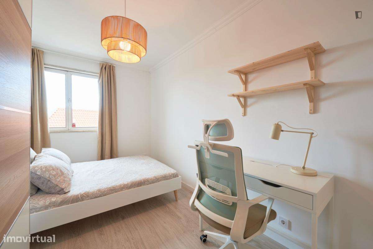 Quarto - localizado em Estrela Lisbon - Grande imagem: 3/32