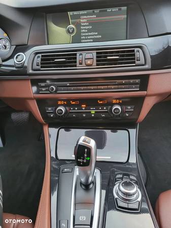 BMW Seria 5 520d Touring - 34