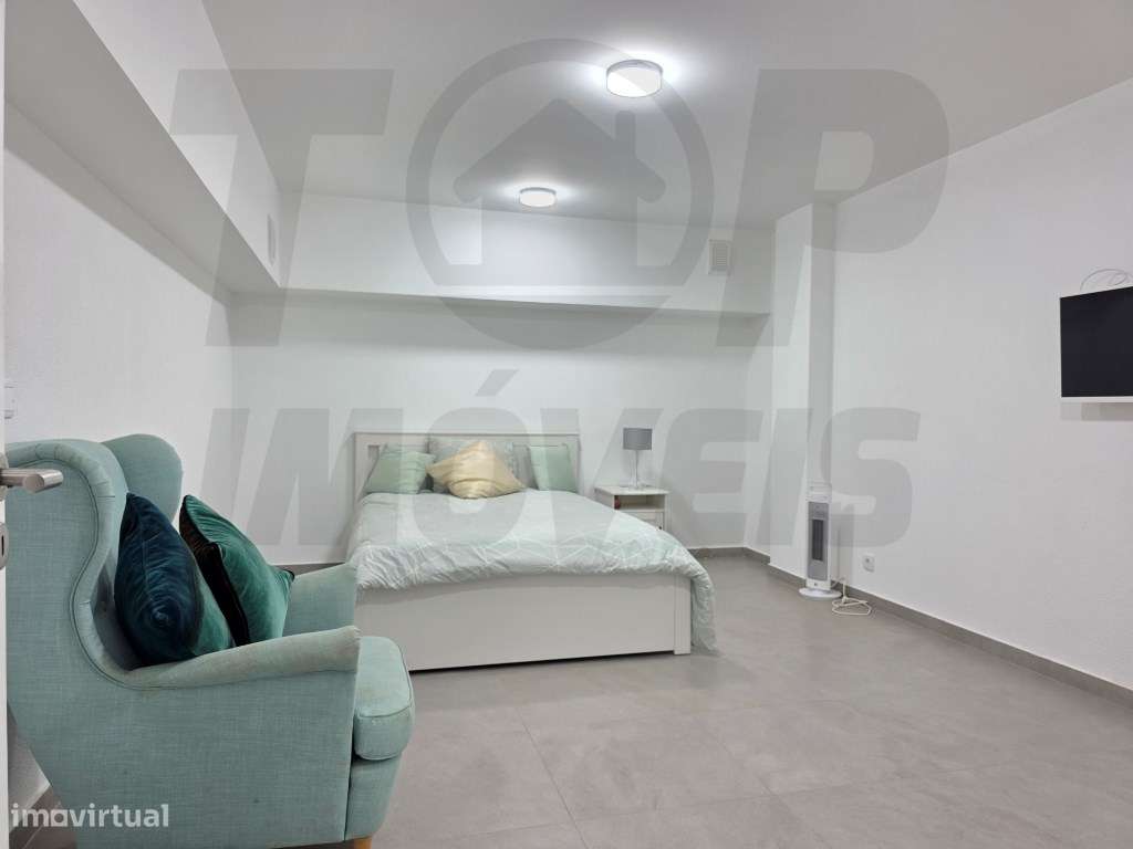 Moradia de Luxo V6 com Piscina, Terraço e Acabamentos de Alta Quali...-29