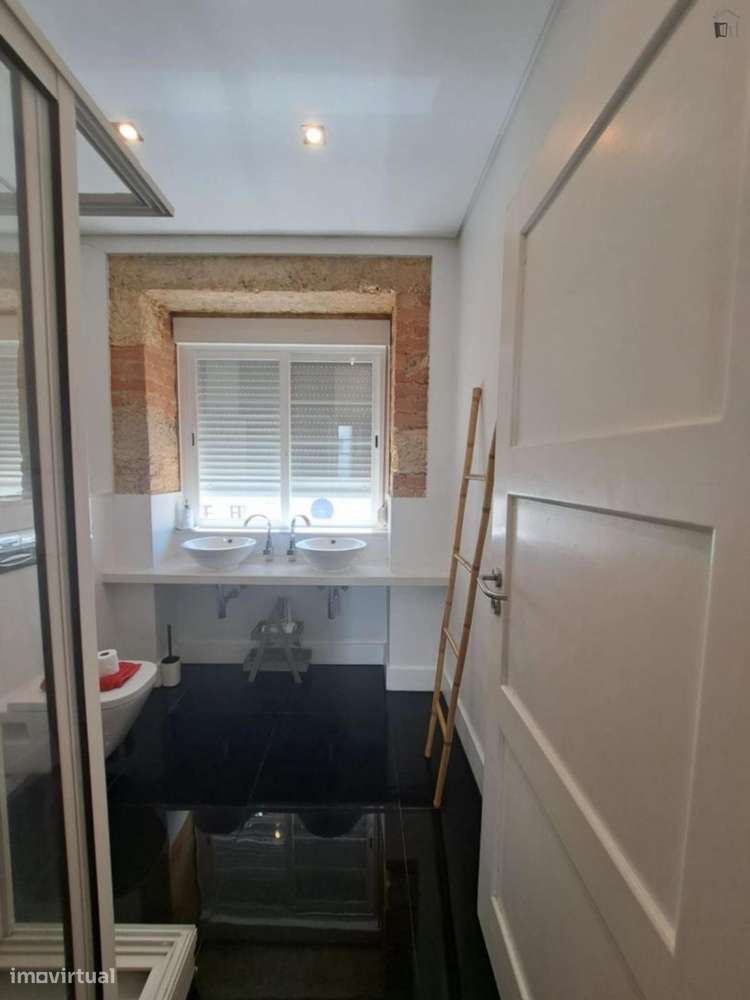 Quarto - localizado em Alameda Lisbon - Grande imagem: 4/10
