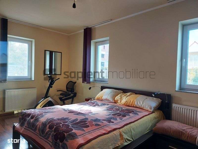 Vila cu 9 camere in zona SpitaluluiJudetean-8